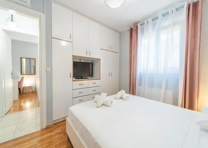 Apartment Rea *